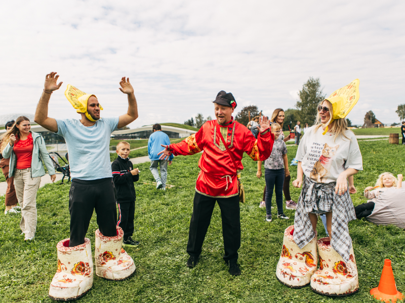 Так развлекались гости фестиваля барбекю в Суздале