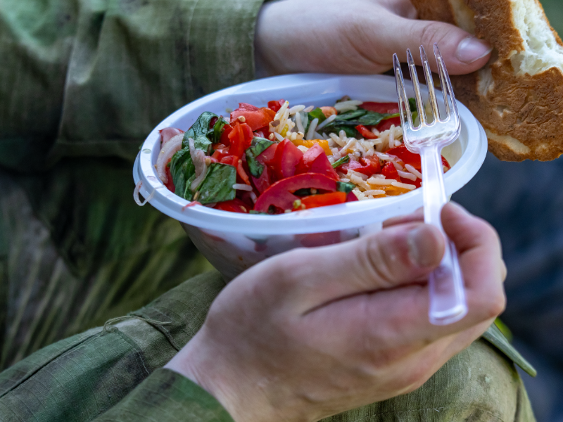 Полноценные выездные обеды с приготовлением на месте